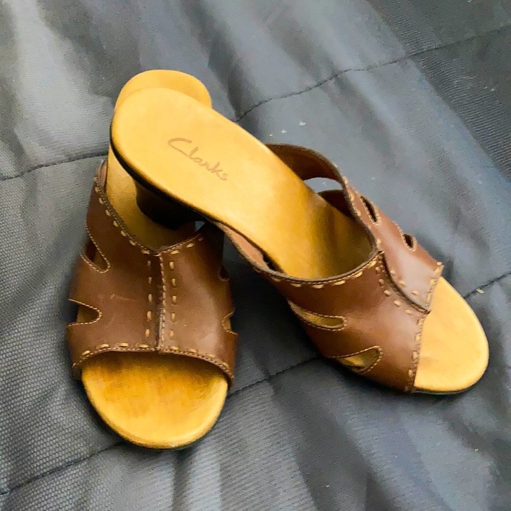 Clarks leather sandals
